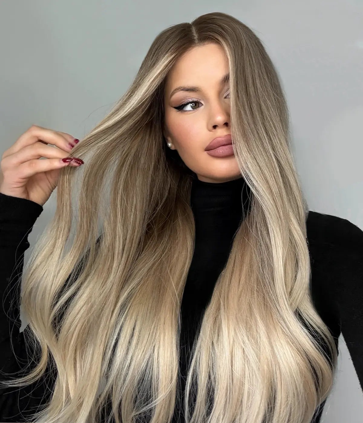 Vivian Blonde